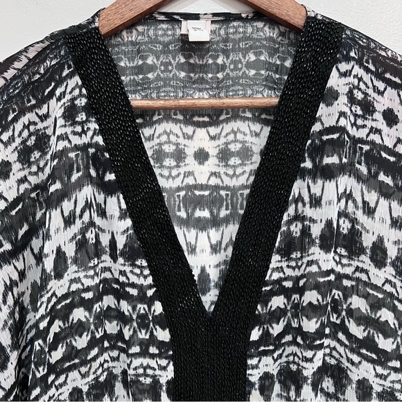 Badgley Mischka Black and White Beaded Oversized V-neck Swim Coverup Top, Small - Picture 2 of 11